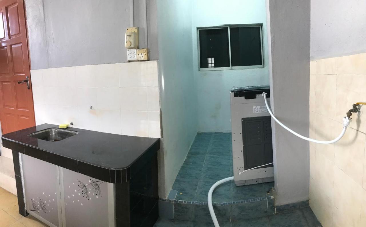 Ruhani Homestay 3 Kb - 4 Bedroom Fully Airconditioned With Wifi & Netflix Kota Bharu Dış mekan fotoğraf