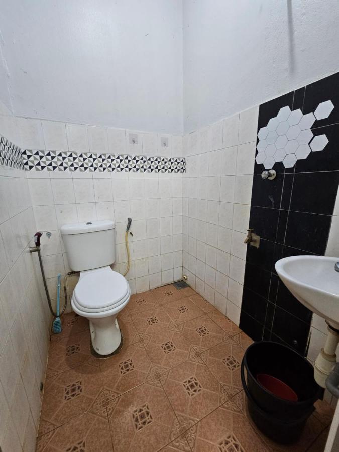 Ruhani Homestay 3 Kb - 4 Bedroom Fully Airconditioned With Wifi & Netflix Kota Bharu Dış mekan fotoğraf