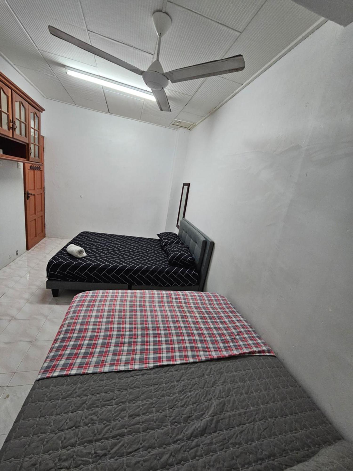 Ruhani Homestay 3 Kb - 4 Bedroom Fully Airconditioned With Wifi & Netflix Kota Bharu Dış mekan fotoğraf