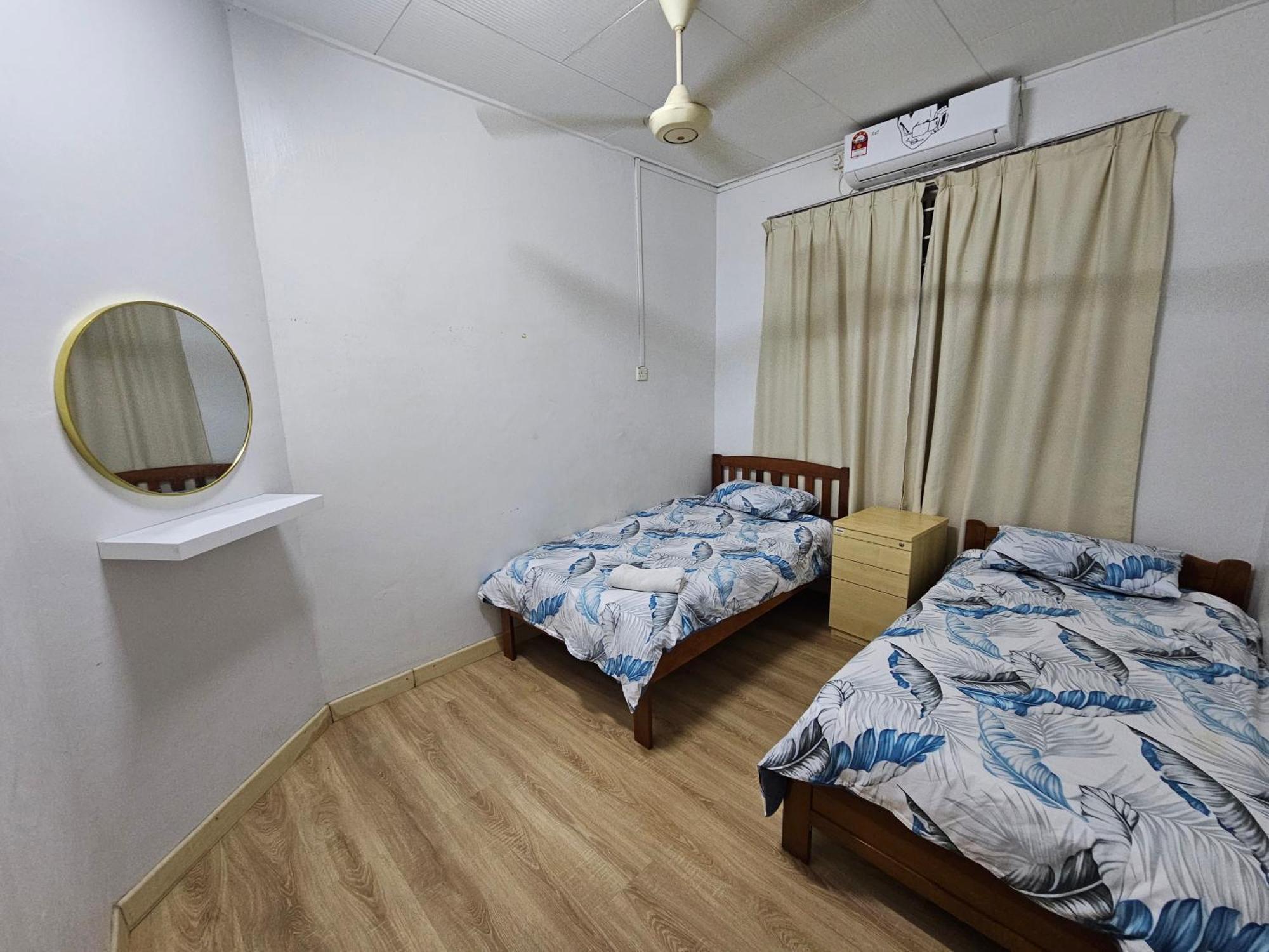 Ruhani Homestay 3 Kb - 4 Bedroom Fully Airconditioned With Wifi & Netflix Kota Bharu Dış mekan fotoğraf