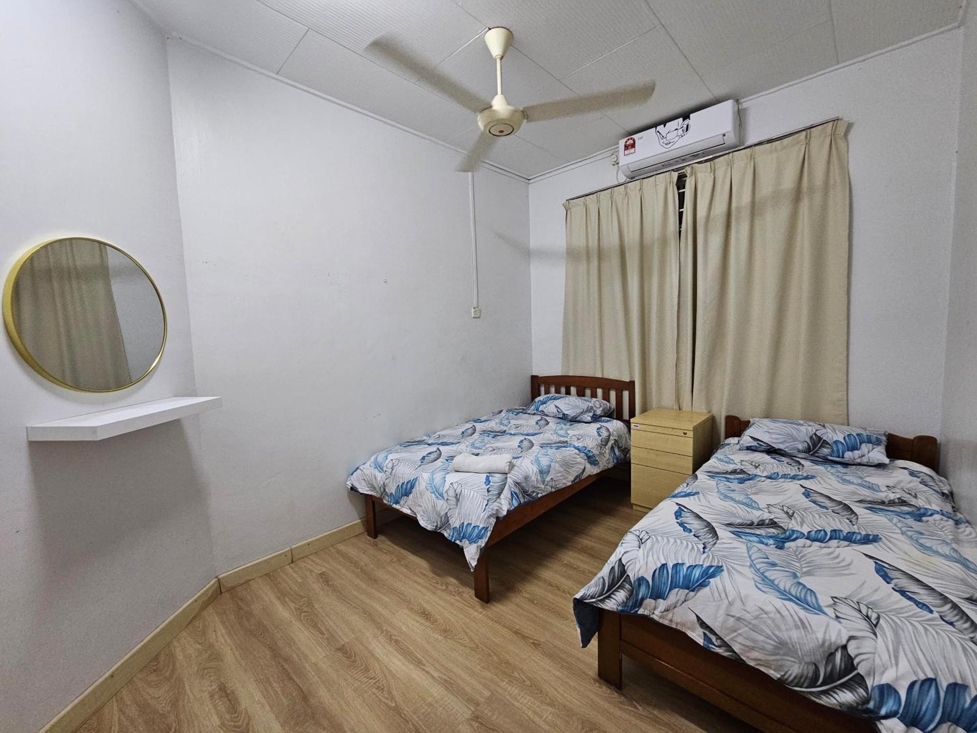 Ruhani Homestay 3 Kb - 4 Bedroom Fully Airconditioned With Wifi & Netflix Kota Bharu Dış mekan fotoğraf