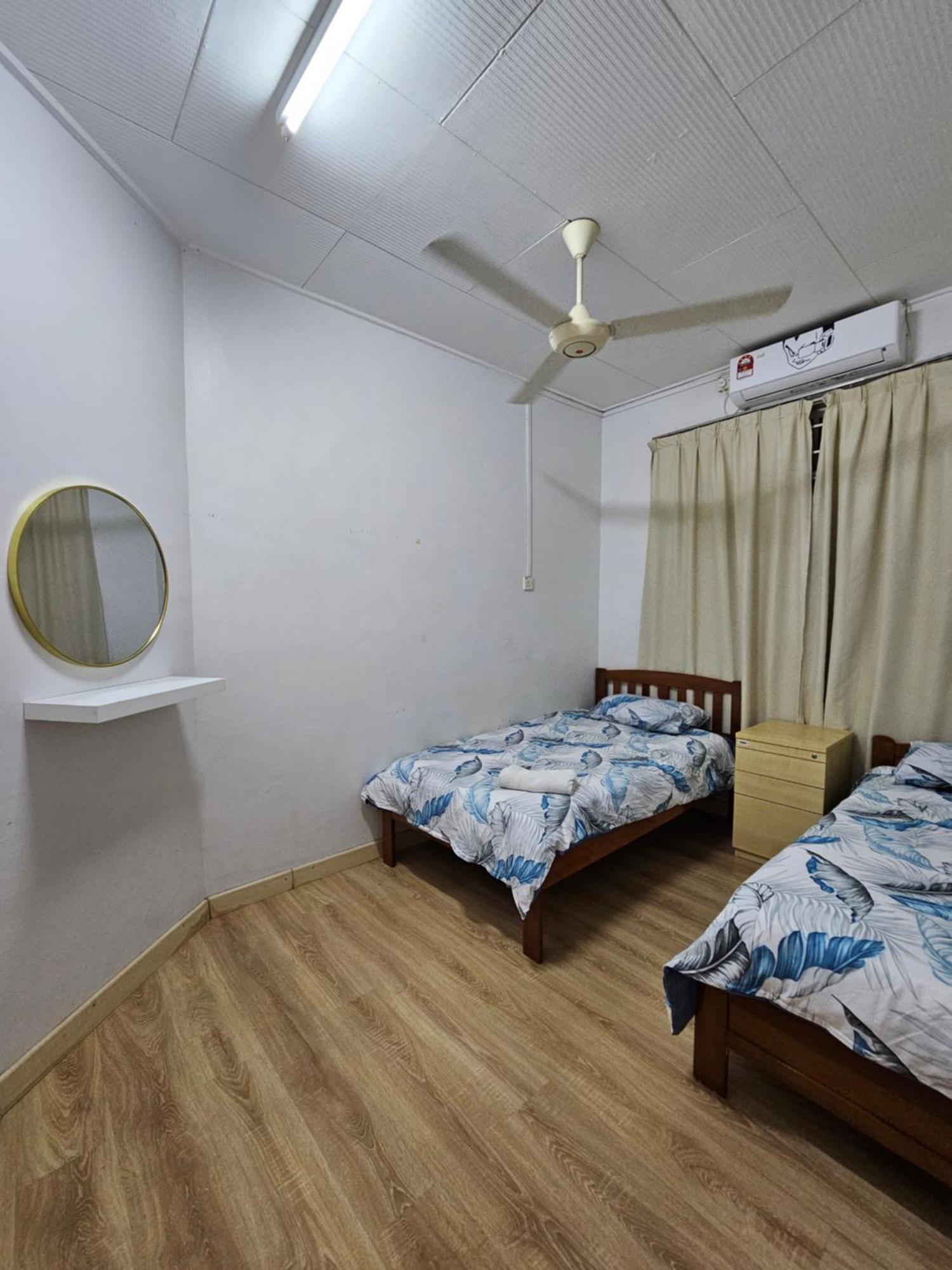 Ruhani Homestay 3 Kb - 4 Bedroom Fully Airconditioned With Wifi & Netflix Kota Bharu Dış mekan fotoğraf
