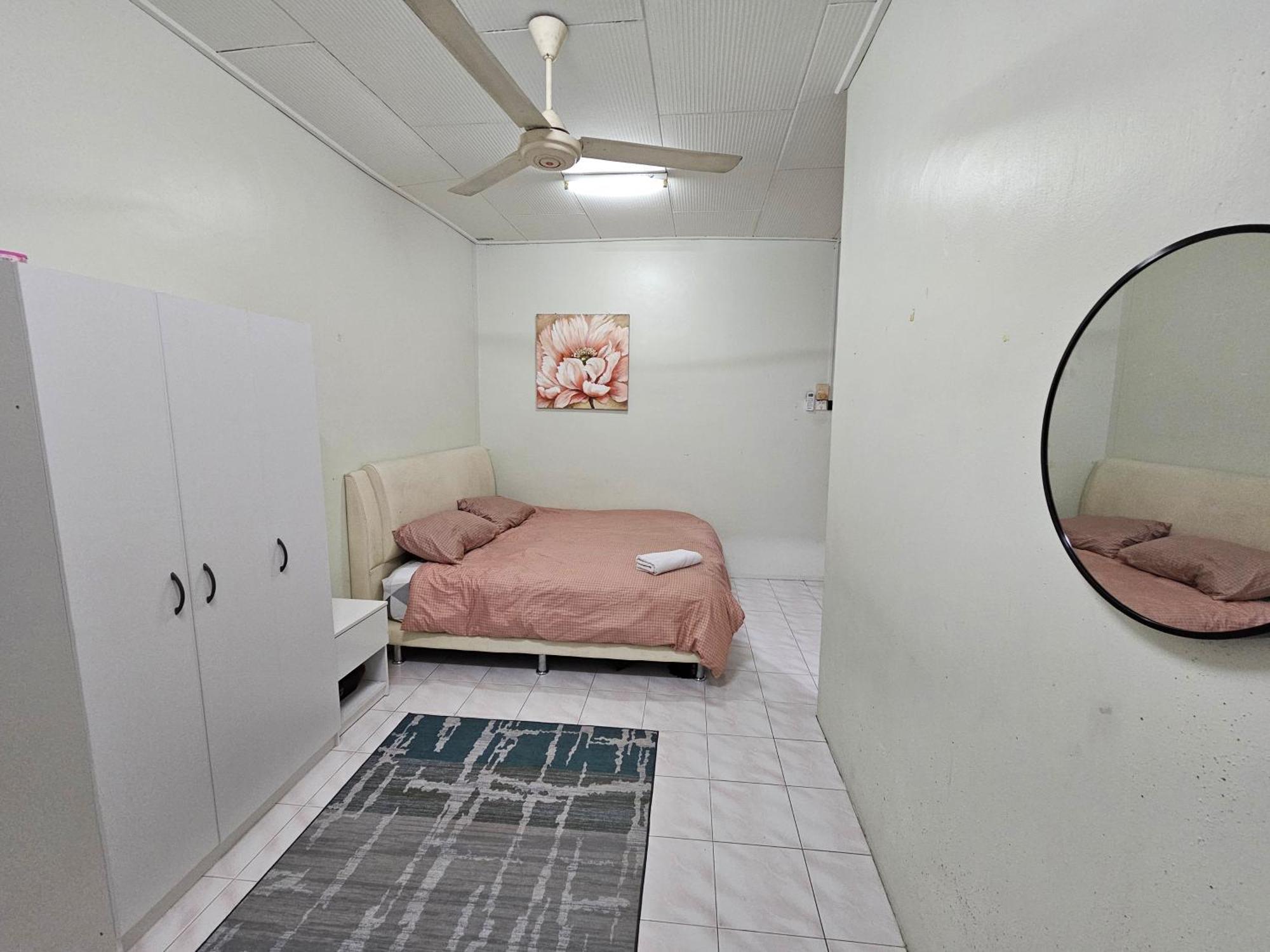 Ruhani Homestay 3 Kb - 4 Bedroom Fully Airconditioned With Wifi & Netflix Kota Bharu Dış mekan fotoğraf