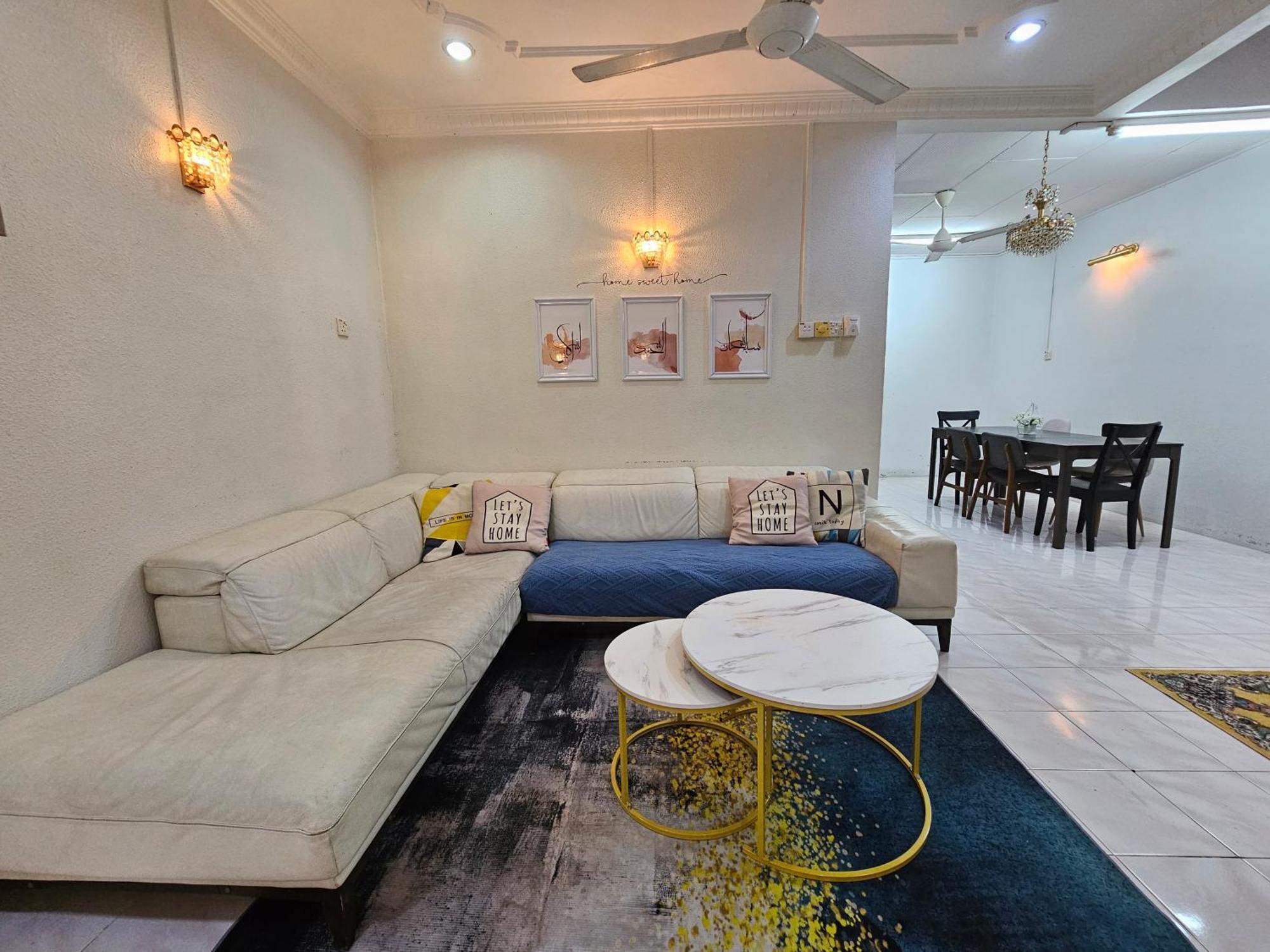 Ruhani Homestay 3 Kb - 4 Bedroom Fully Airconditioned With Wifi & Netflix Kota Bharu Dış mekan fotoğraf